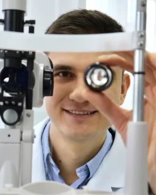 Dmytro Pavlenko - an ophthalmologist (eye doctor) in Kyiv Ukraine